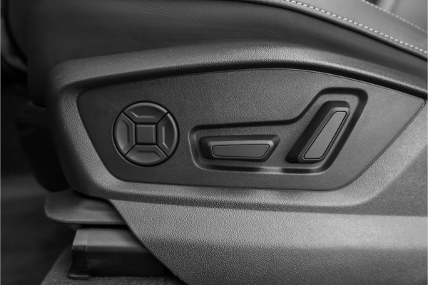 Audi Q7 55 TFSI e Quattro Pro Line S Pano Luchtvering Bose Trekhaak