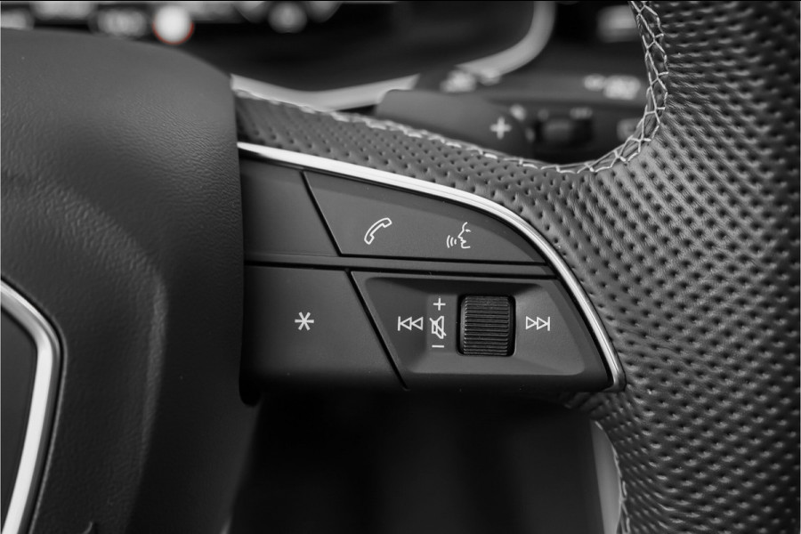 Audi Q7 55 TFSI e Quattro Pro Line S Pano Luchtvering Bose Trekhaak
