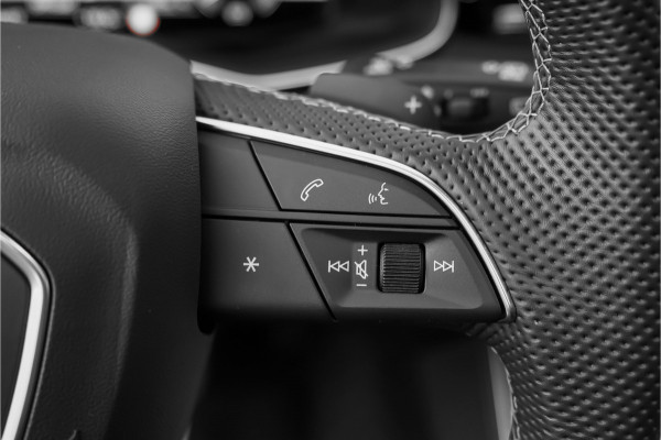 Audi Q7 55 TFSI e Quattro Pro Line S Pano Luchtvering Bose Trekhaak