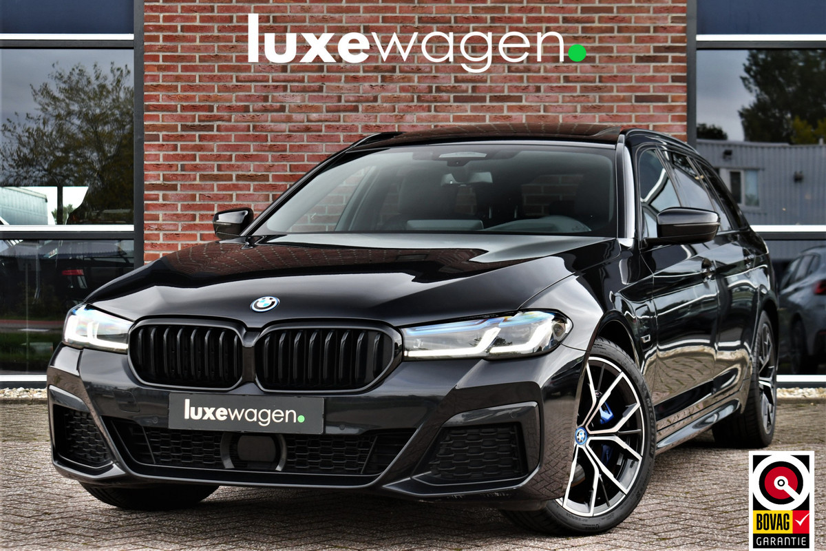 BMW 5 Serie Touring 530e xDrive M-Sport Pro Pano Trekh ACC HUD H/K Massage+Koel 4WS DDC