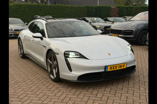 Porsche Taycan Sport Turismo 4S 93 kWh / SOH 94.5 % / Panoramadak / 360Camera / Head-up / Burmester / 21'' / Luchtvering / Stoel+Stuurverwarming / Dodehoek / DAB / ACC / Warmtepomp