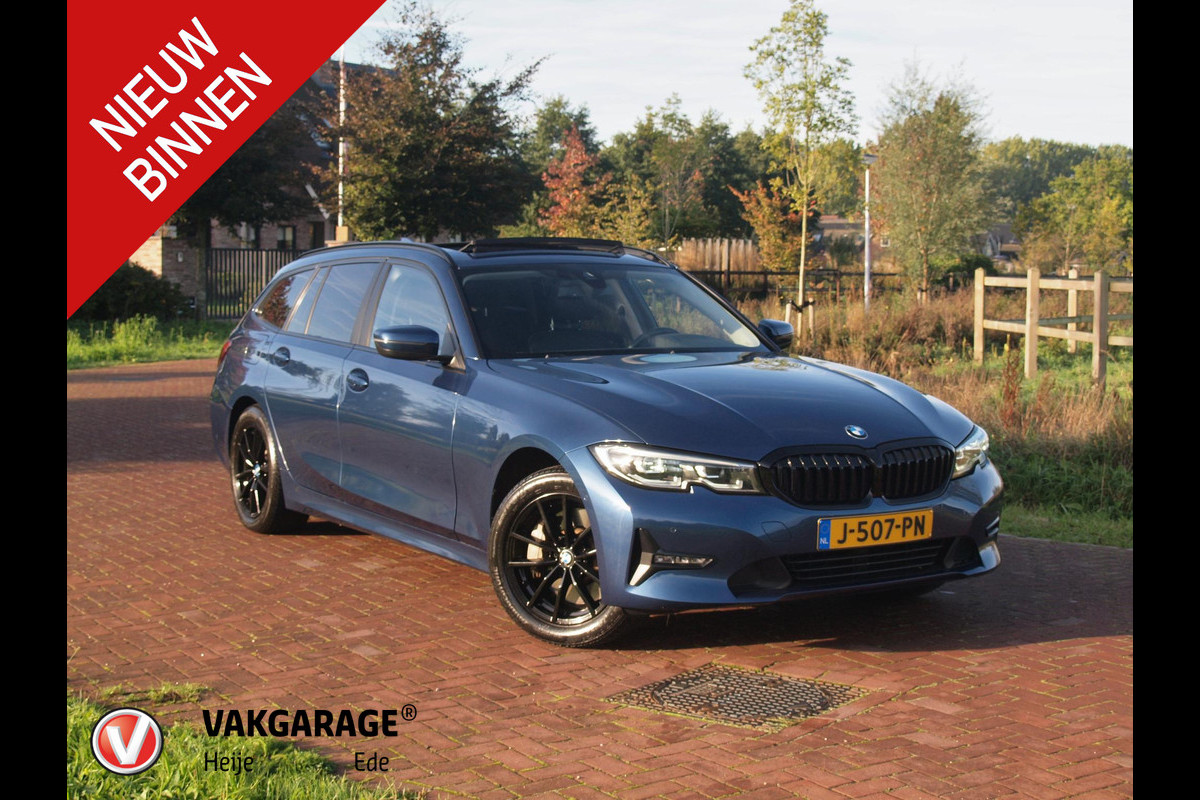 BMW 3 Serie Touring 330e eDrive Touring 292 PK | plug-in Hybride | Leder interieur | Panoramadak | Camera | Apple Carplay |