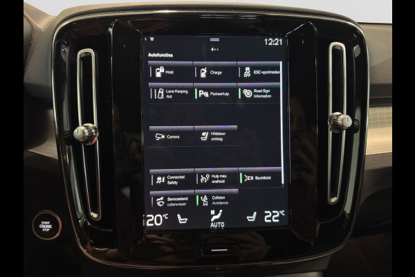 Volvo XC40 T4 Plug-in Hybrid Plus Dark Stoelverwarming Parkeercamera 211pk