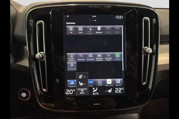 Volvo XC40 T4 Plug-in Hybrid Plus Dark Stoelverwarming Parkeercamera 211pk