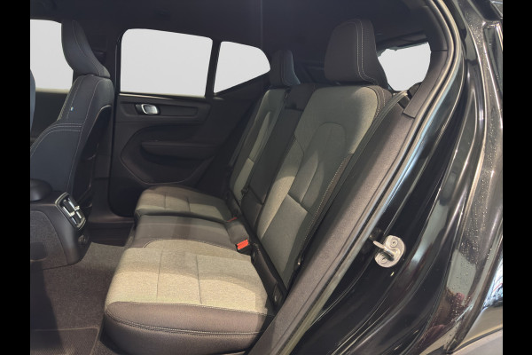 Volvo XC40 T4 Plug-in Hybrid Plus Dark Stoelverwarming Parkeercamera 211pk
