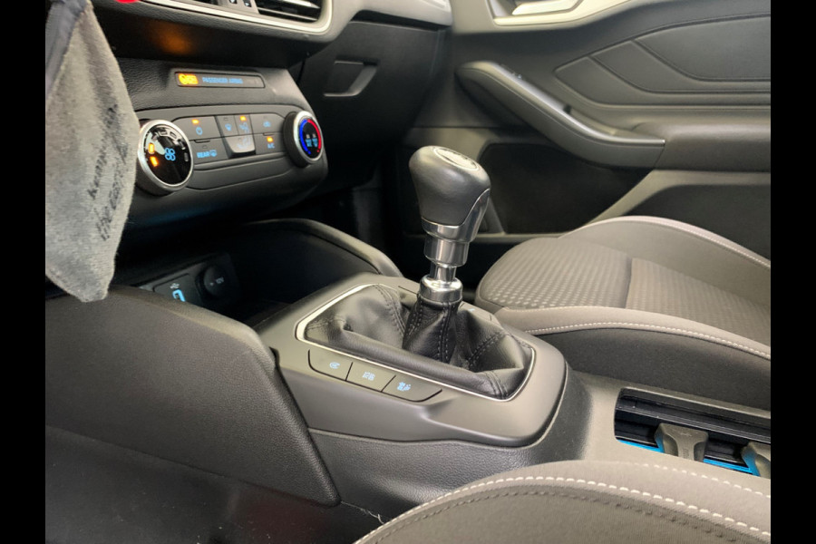 Ford Focus 1.0 EcoBoost Trend Edition Business NAVIGATIE-AIRCO-PARK DISTANCE CONTROL