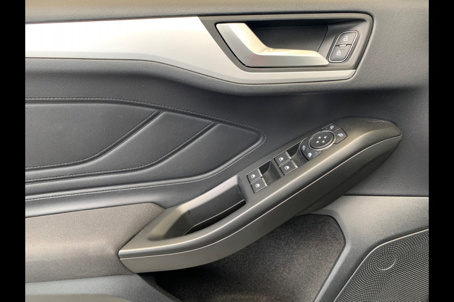 Ford Focus 1.0 EcoBoost Trend Edition Business NAVIGATIE-AIRCO-PARK DISTANCE CONTROL