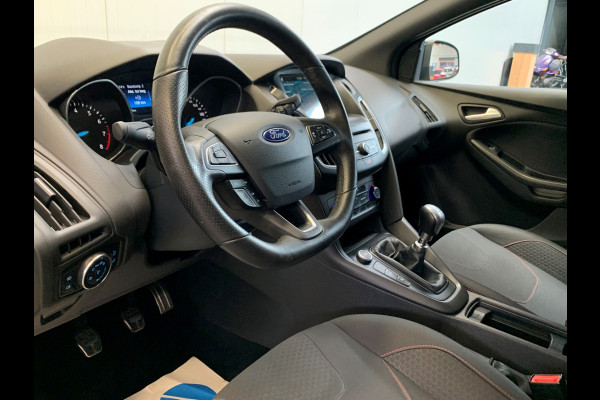 Ford FOCUS Wagon 1.0 ST-Line NAVIGATIE-AIRCO/ECC-PARC.FUNCTIE-PDC-CRUISE CONTROL