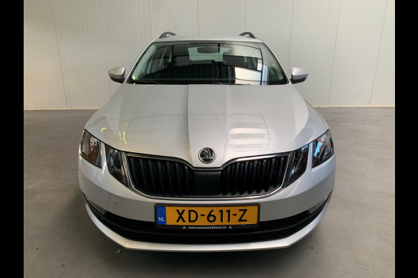 Škoda Octavia Combi 1.0 TSI Greentech Ambition Business NAVI-ECC-LMV-PDC-TREKHAAK-CRUISE CONTROL-NW. MODEL