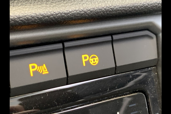 Volkswagen T-Roc Cabrio 1.0 TSI Style DIGITAL COCKPIT-NAVI-ECC-CAMERA-LMV-PARKEER FUNCTIE