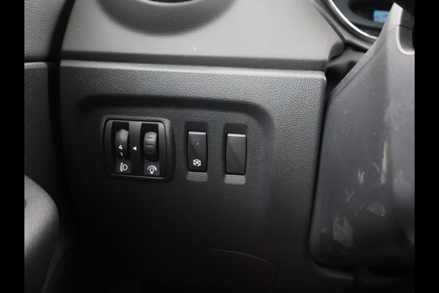 Renault Captur 0.9 TCe INTENS *NIEUWE DB KETTING* Renault Captur 0.9 TCe INTENS + CAMERA / TREKHAAK / NAVIGATIE / DAB / LED