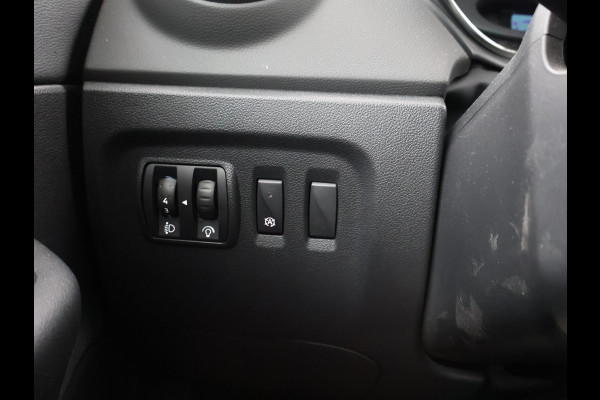 Renault Captur 0.9 TCe INTENS *NIEUWE DB KETTING* Renault Captur 0.9 TCe INTENS + CAMERA / TREKHAAK / NAVIGATIE / DAB / LED