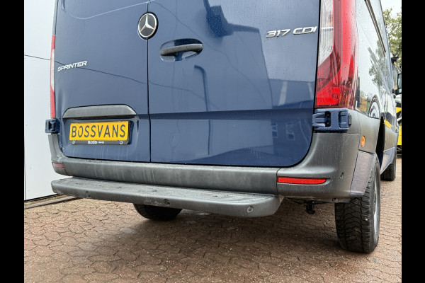Mercedes-Benz Sprinter 317 1.9 CDI Widescreen 10.25inch Mercedes ME LED Climate Control Cruise Control Camera Carplay Navigatie Lederen stoelen Lucht g