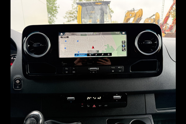 Mercedes-Benz Sprinter 317 1.9 CDI Widescreen 10.25inch Mercedes ME LED Climate Control Cruise Control Camera Carplay Navigatie Lederen stoelen Lucht g