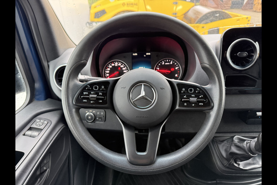 Mercedes-Benz Sprinter 317 1.9 CDI Widescreen 10.25inch Mercedes ME LED Climate Control Cruise Control Camera Carplay Navigatie Lederen stoelen Lucht g