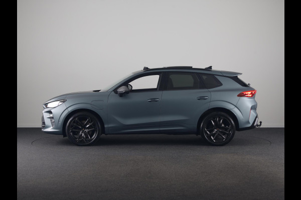 CUPRA Terramar 1.5 TSI e-Hybrid VZ America s CUP 272 pk Automaat | Navigatie | Panoramadak | Trekhaak (wegklapbaar) | Parkeersensoren (Park assist) | Rondomzicht camera | Lederen bekleding | Stoelverwarming |