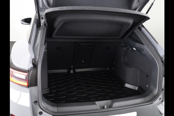 Volkswagen ID.4 Pro Limited Edition 77 kWh accu 210 kW / 286 PK SU Achteruitrijcamera | Stoelverwarming | Carplay