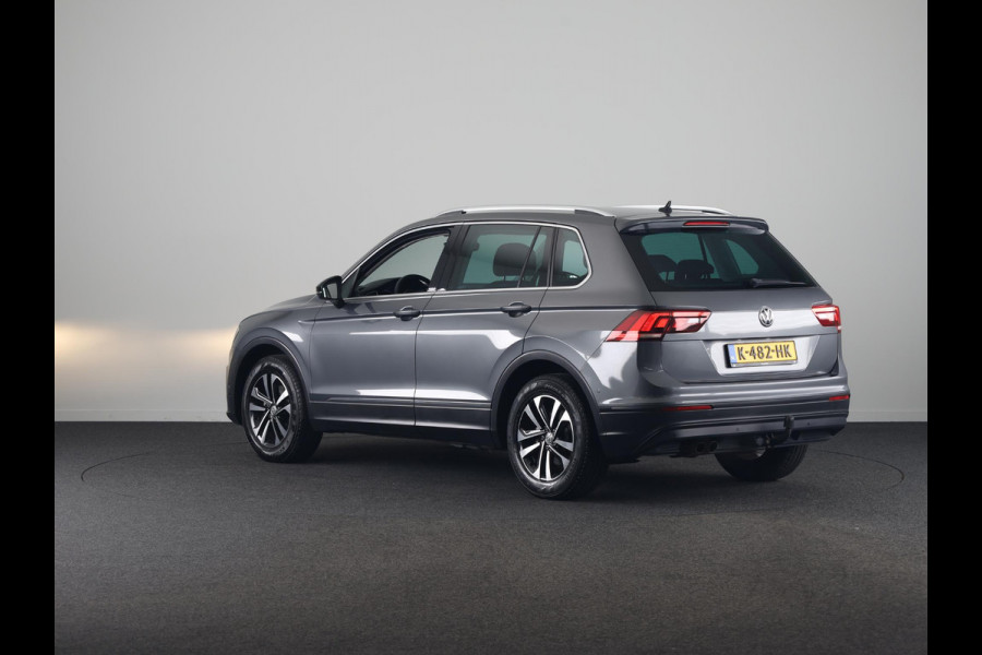Volkswagen Tiguan 1.5 TSI ACT Comfortline Business 150 PK DSG | Trekhaak | Navigatie | Parkeersensoren V+A |