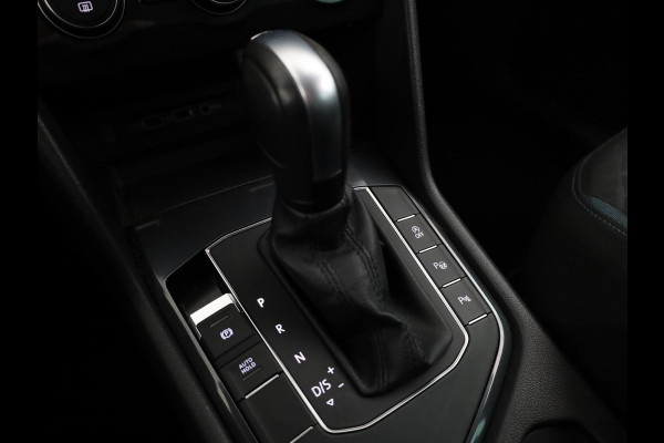 Volkswagen Tiguan 1.5 TSI ACT Comfortline Business 150 PK DSG | Trekhaak | Navigatie | Parkeersensoren V+A |