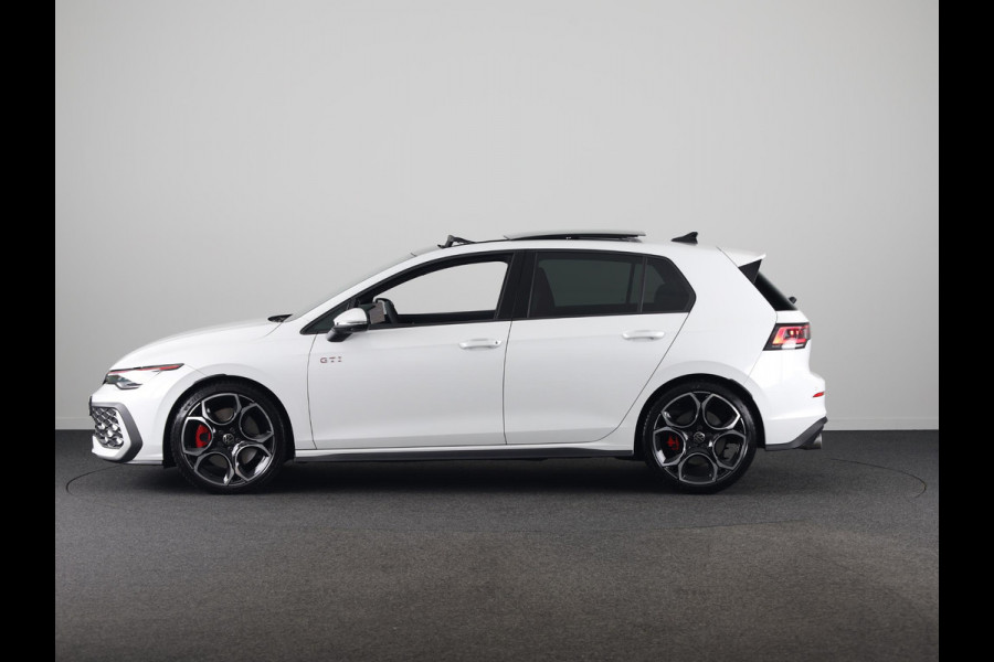 Volkswagen Golf GTI 2.0 195 kW / 265 pk TSI Hatchback 7 versn. DSG | Verlengde garantie | Panorama dak | Head up Display | Harman Kardon |