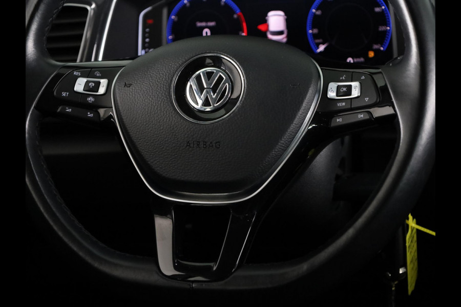 Volkswagen T-Roc 1.5 TSI Sport 150PK | Automaat (DSG) | Digitaal dashboard | Stoelverwarming | Camera