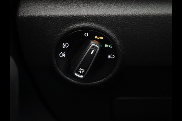 Volkswagen T-Roc 1.5 TSI Sport 150PK | Automaat (DSG) | Digitaal dashboard | Stoelverwarming | Camera