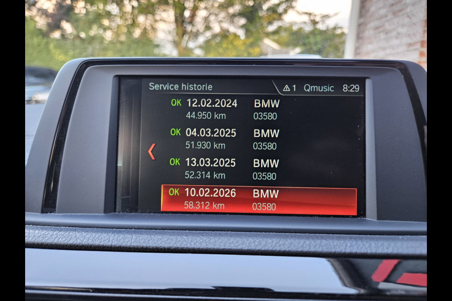 BMW 1-serie 120i Edition Sport Line Shadow High Executive Schuifdak! LED! Camera! Mooie/Nette Auto!