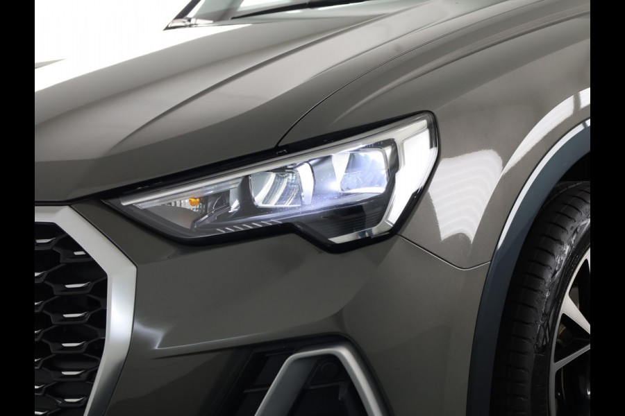 Audi Q3 Sportback 35 TFSI S Edition 150pk | Panoramadak | Parkeersensoren voor en achter | Keyless | Navigatie | Stoelverwarming