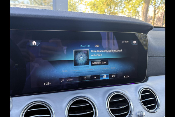 Mercedes-Benz E-Klasse Estate 300 e Business Solution AMG MERCEDES GARANTIE T/M 03-2028 | SOH 93% | PANORAMADAK | ELEKTRISCHE TREKHAAK | DEALER ONDERHOUDEN | APPLE CARPLAY/ANDROID AUTO | BURMESTER AUDIO | 360° CAMERA |