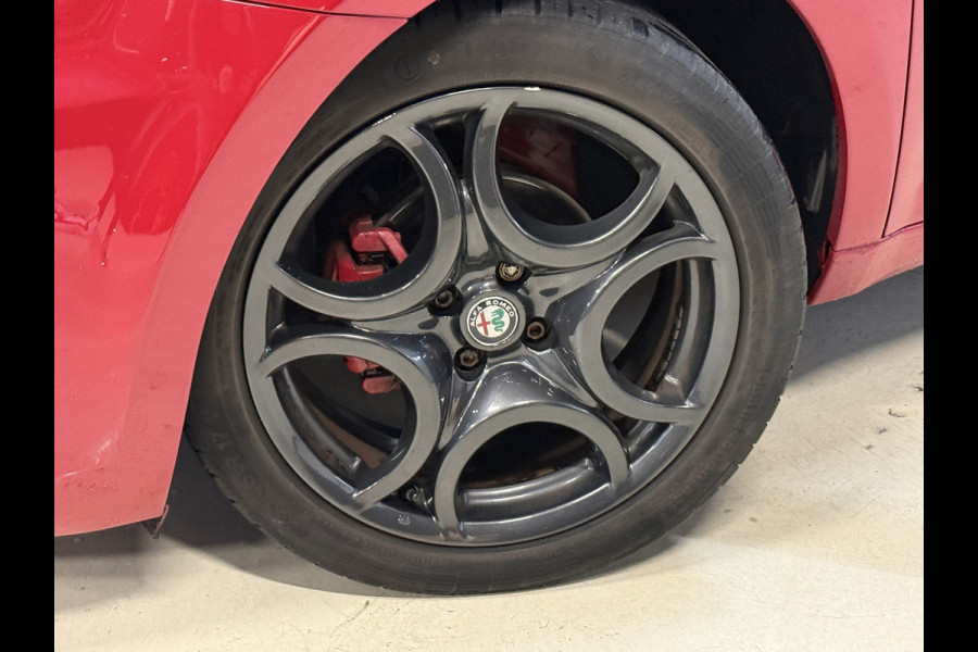 Alfa Romeo MiTo 0.9 TwinAir ECO | Origineel NL | Navigatie | Bluetooth | DAB | Parkeersensoren