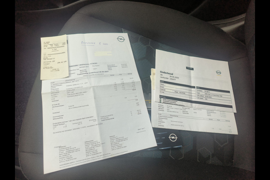 Opel KARL 1.0 Rocks Online Edition (4.795 KM!!!) Rijklaar “Sinds 1970 | 5.000+ reviews | Score 9,5 | Service zoals ’t hoort” Henk Jongen Auto's in Helmond,  al 50 jaar service zoals 't hoort!