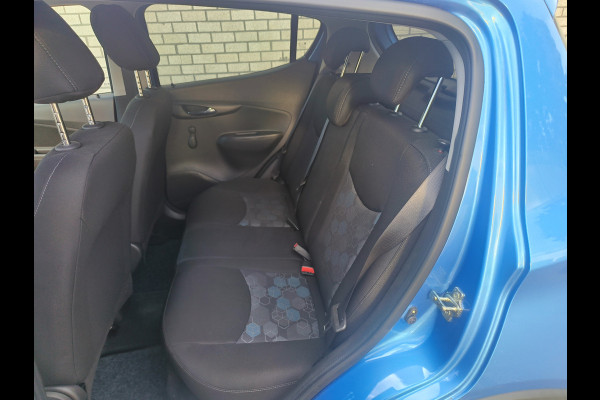Opel KARL 1.0 Rocks Online Edition (4.795 KM!!!) Rijklaar “Sinds 1970 | 5.000+ reviews | Score 9,5 | Service zoals ’t hoort” Henk Jongen Auto's in Helmond,  al 50 jaar service zoals 't hoort!