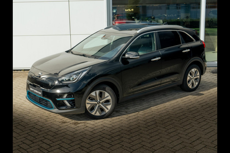 Kia e-Niro DynamicPlusLine 64 kWh SOH 98,7 % |Stoel en stuurverwarming | Schuif/-kanteldak | Achteruitrijcamera | Navigatie | Carplay | PDC voor & achter | Achteruitrijcamera