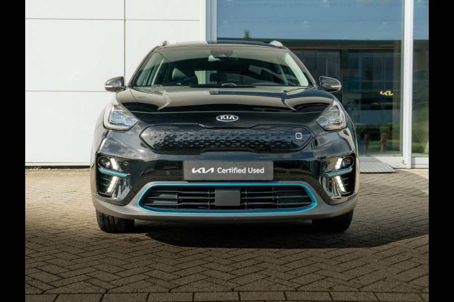 Kia e-Niro DynamicPlusLine 64 kWh SOH 98,7 % |Stoel en stuurverwarming | Schuif/-kanteldak | Achteruitrijcamera | Navigatie | Carplay | PDC voor & achter | Achteruitrijcamera