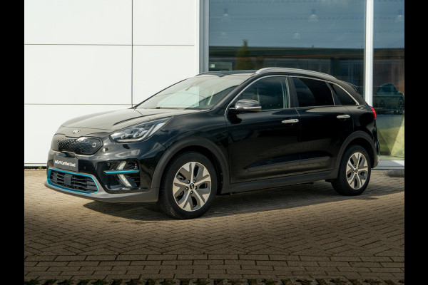 Kia e-Niro DynamicPlusLine 64 kWh SOH 98,7 % |Stoel en stuurverwarming | Schuif/-kanteldak | Achteruitrijcamera | Navigatie | Carplay | PDC voor & achter | Achteruitrijcamera