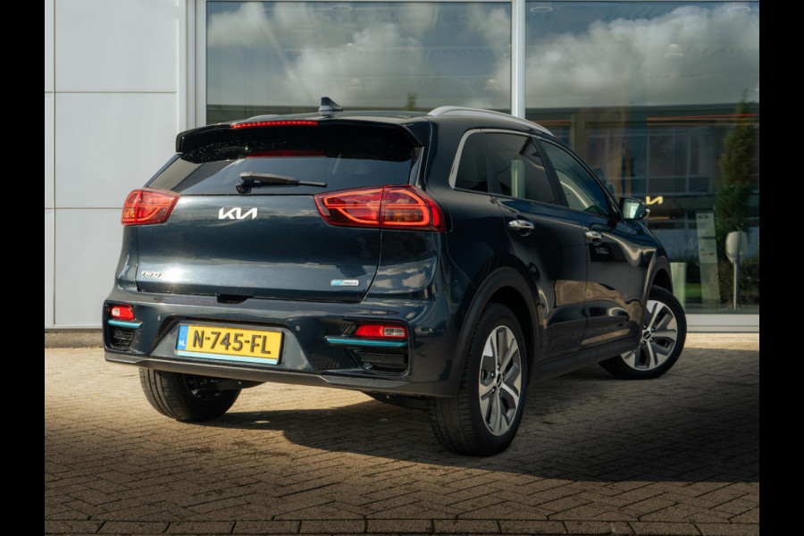 Kia e-Niro Edition 64 kWh SOH 98,7% | Stoel en stuurverwarming | PDC | Achteruitrijcamera | Navigatie | Carplay | PDC