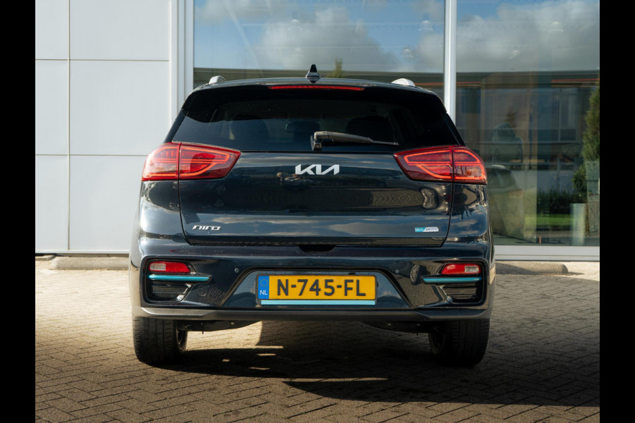 Kia e-Niro Edition 64 kWh SOH 98,7% | Stoel en stuurverwarming | PDC | Achteruitrijcamera | Navigatie | Carplay | PDC