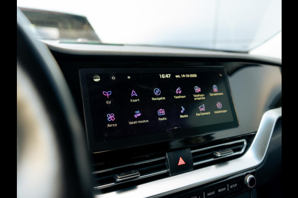 Kia e-Niro Edition 64 kWh SOH 98,7% | Stoel en stuurverwarming | PDC | Achteruitrijcamera | Navigatie | Carplay | PDC