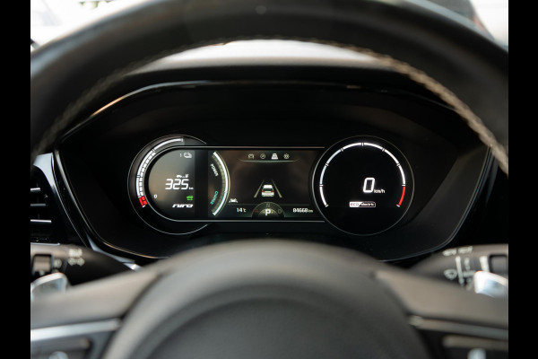 Kia e-Niro Edition 64 kWh SOH 98,7% | Stoel en stuurverwarming | PDC | Achteruitrijcamera | Navigatie | Carplay | PDC