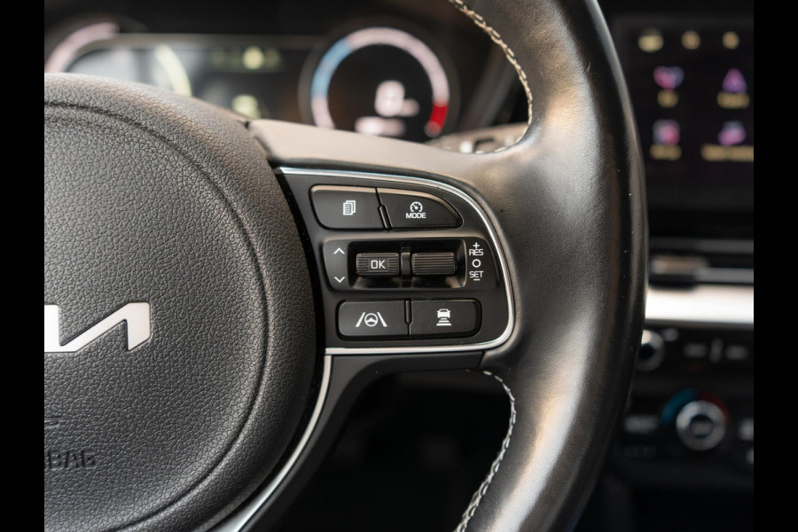 Kia e-Niro Edition 64 kWh SOH 98,7% | Stoel en stuurverwarming | PDC | Achteruitrijcamera | Navigatie | Carplay | PDC