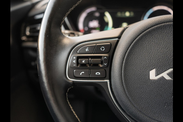 Kia e-Niro Edition 64 kWh SOH 98,7% | Stoel en stuurverwarming | PDC | Achteruitrijcamera | Navigatie | Carplay | PDC