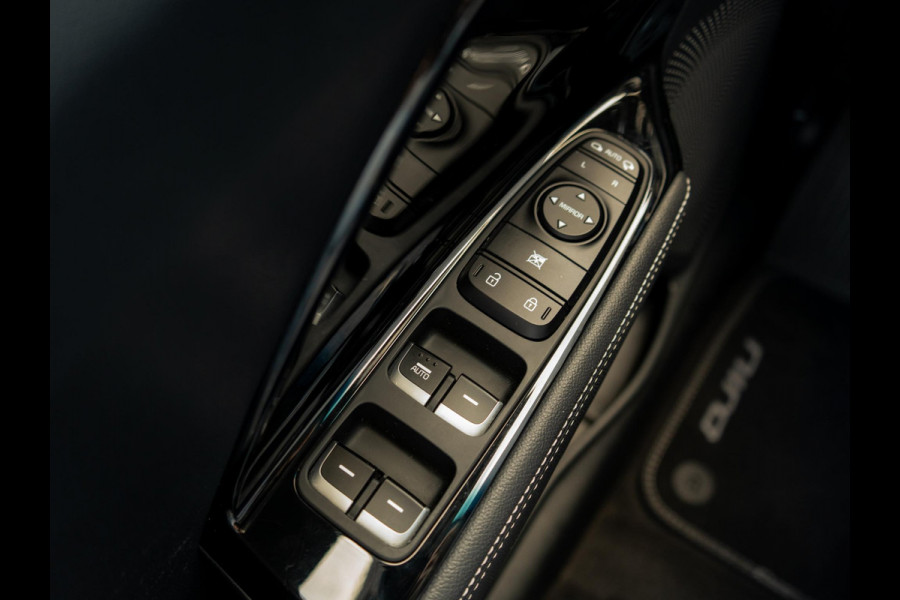 Kia e-Niro Edition 64 kWh SOH 98,7% | Stoel en stuurverwarming | PDC | Achteruitrijcamera | Navigatie | Carplay | PDC