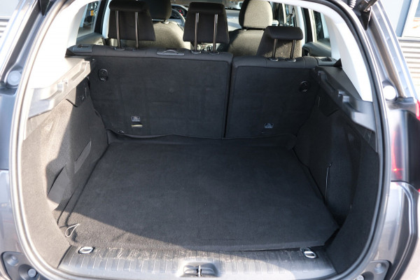 Peugeot 2008 1.2 PureTech *83dkm* Navigatie|Trekhaak 4 x Zgan ALL-Season banden APK 10-2027