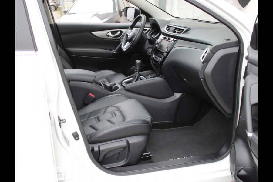 Nissan QASHQAI 1.3 DIG-T Premium Edition | LEDEREN BEKLEDING | PANORAMA DAK |