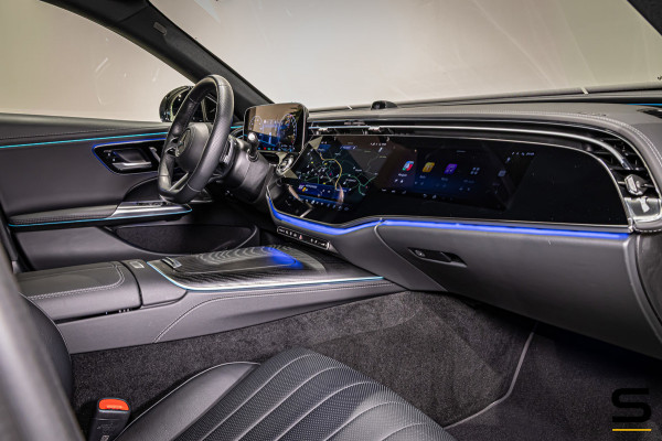 Mercedes-Benz E-Klasse Estate 300 e AMG Line|Burmester+|Full