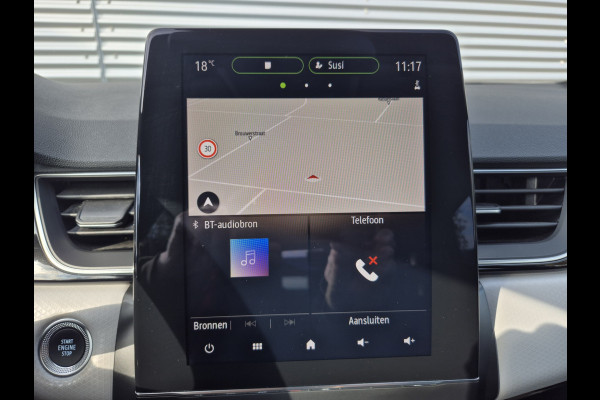 Renault Captur 1.6 E-Tech Plug-in Hybrid 160 Intens,Navigatie/Camera,Stoelverwarming,Cruisecontrol,