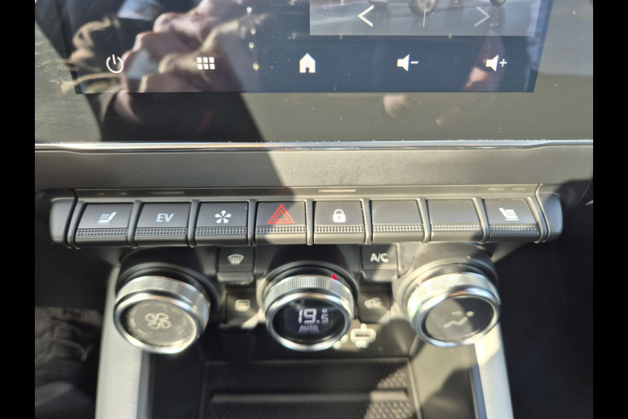 Renault Captur 1.6 E-Tech Plug-in Hybrid 160 Intens,Navigatie/Camera,Stoelverwarming,Cruisecontrol,