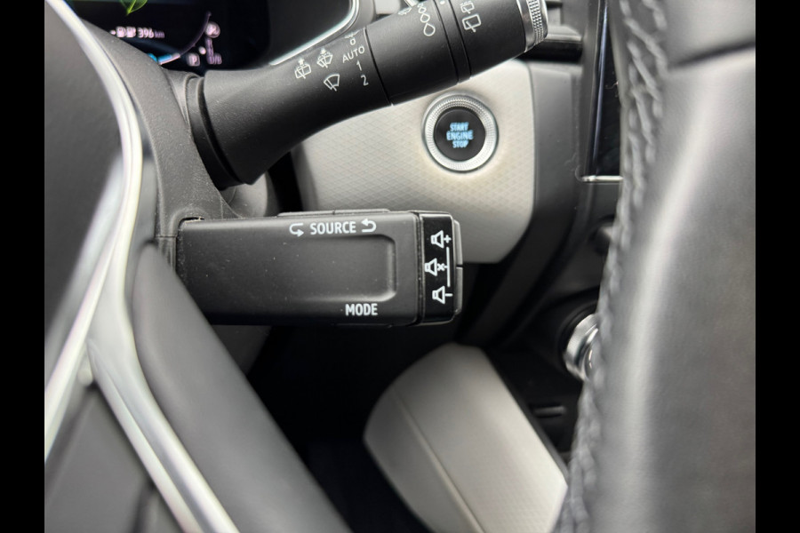 Renault Captur 1.6 E-Tech Plug-in Hybrid 160 Intens,Navigatie/Camera,Stoelverwarming,Cruisecontrol,