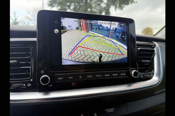 Kia Stonic 1.0 T-GDi MHEV DynamicPlusLine - Navi - Trekhaak - Camera - Climate - Org.NL