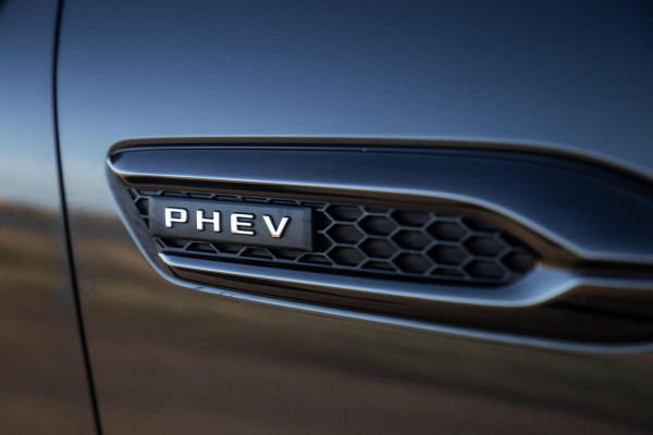 Mazda CX-60 2.5 e-SkyActiv PHEV Homura PANORAMA / TREKHAAK / 360 CAMERA / STOELVERWARMING + KOELING / CARPLAY / ADAPTIVE CRUISE